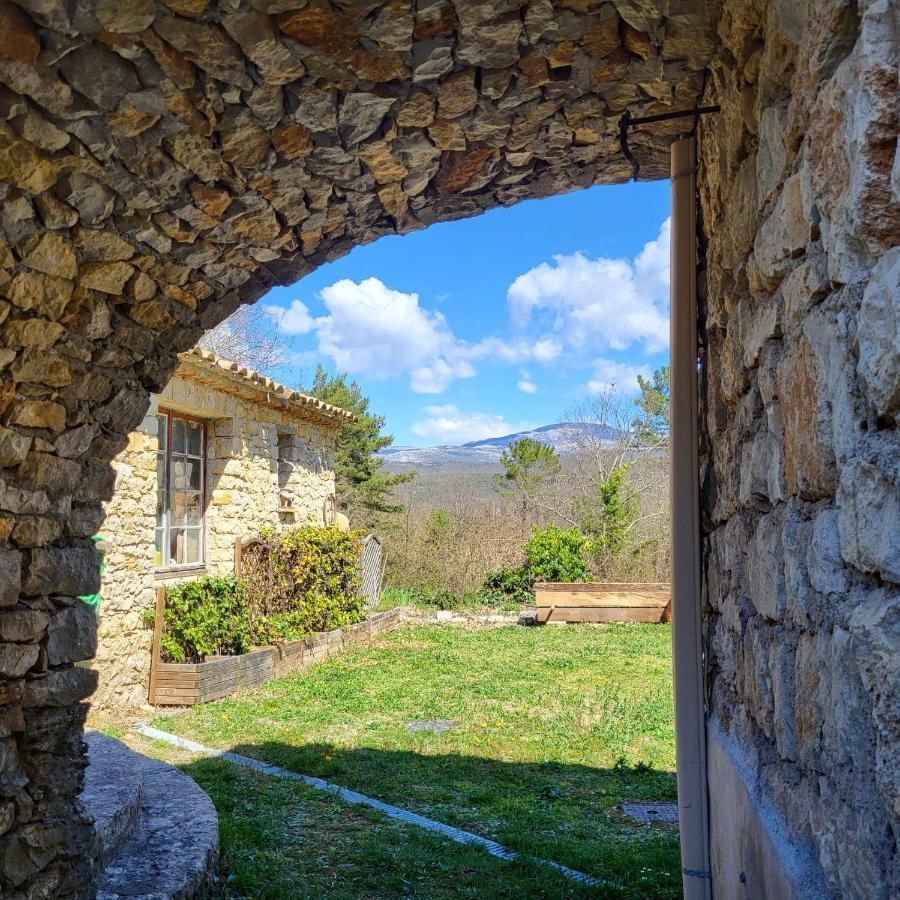 Отель Les Pierres De Cezaire Saint-Cezaire-sur-Siagne Экстерьер фото