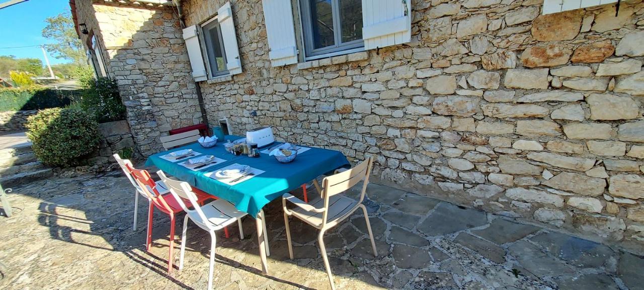 Отель Les Pierres De Cezaire Saint-Cezaire-sur-Siagne Экстерьер фото